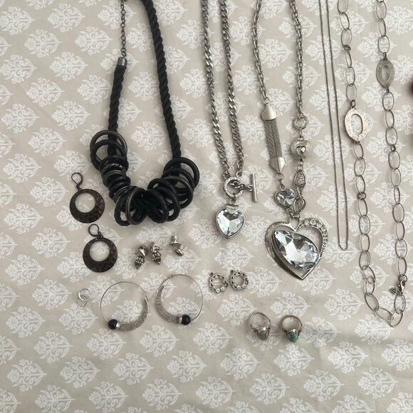 Jewelry - Mixed Lot #1 - Picture 2 of 16